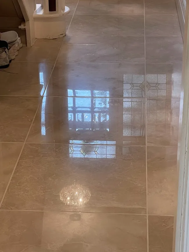 Marble polishing across the UK and Grouted floor after hardfloor restorstion regrouted service