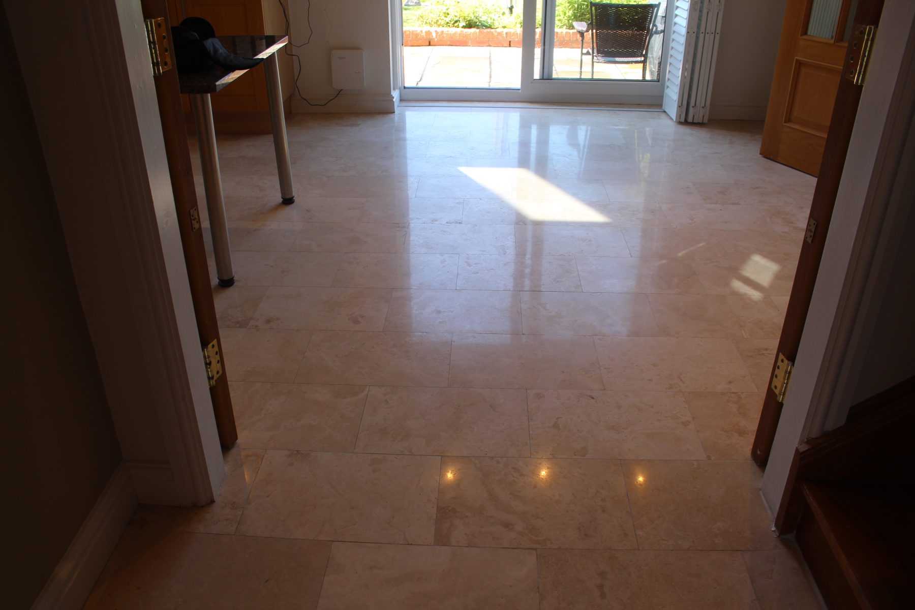 Travertine lippage removal 